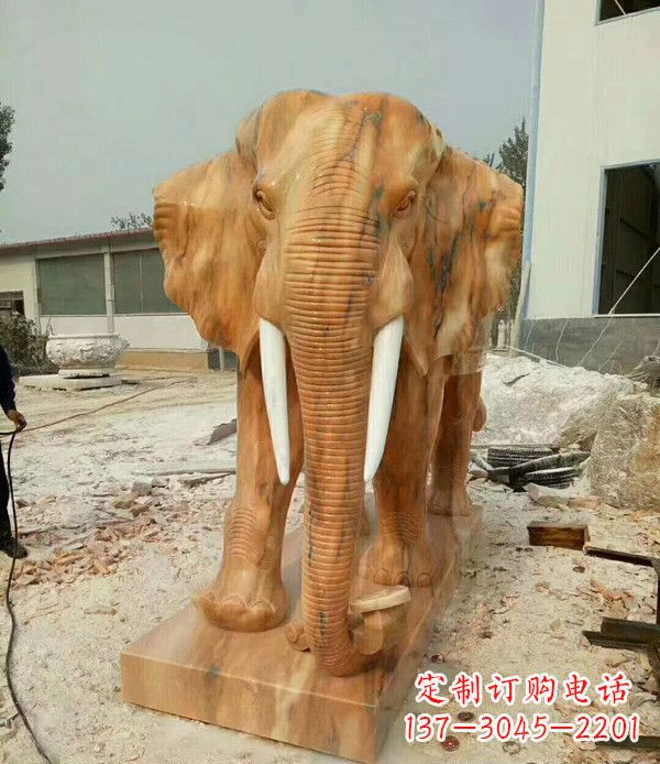桂林鼻卷如意晚霞红招财大象石雕