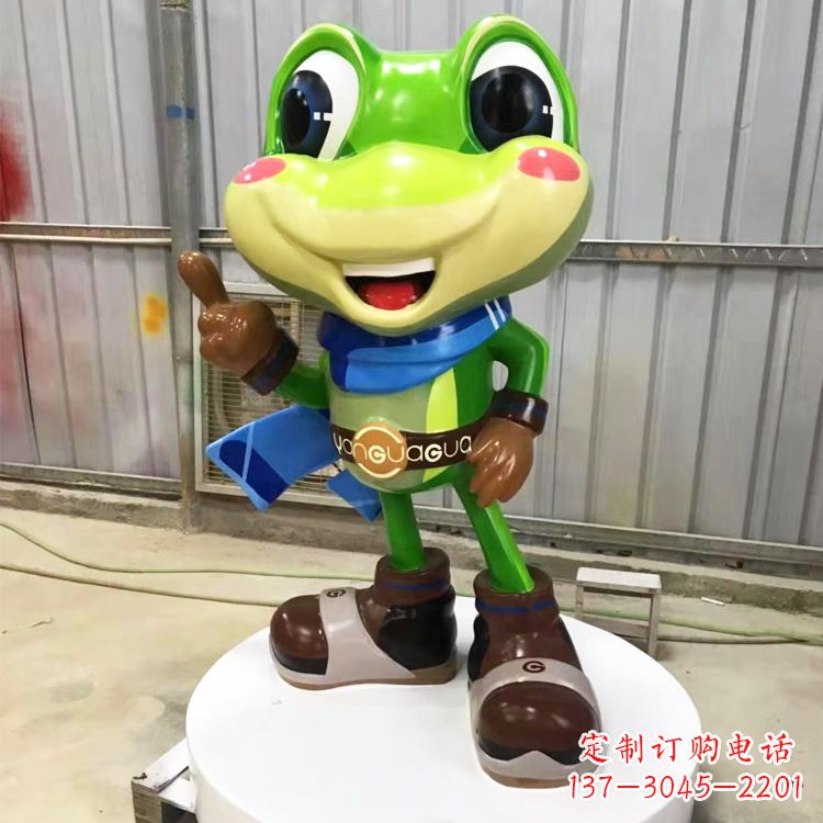 桂林玻璃钢青蛙雕塑——为商场儿童游乐场增添点缀
