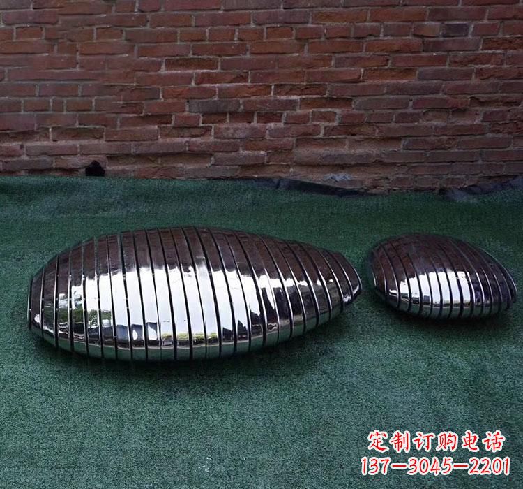 桂林不锈钢城市镜面鹅卵石雕塑