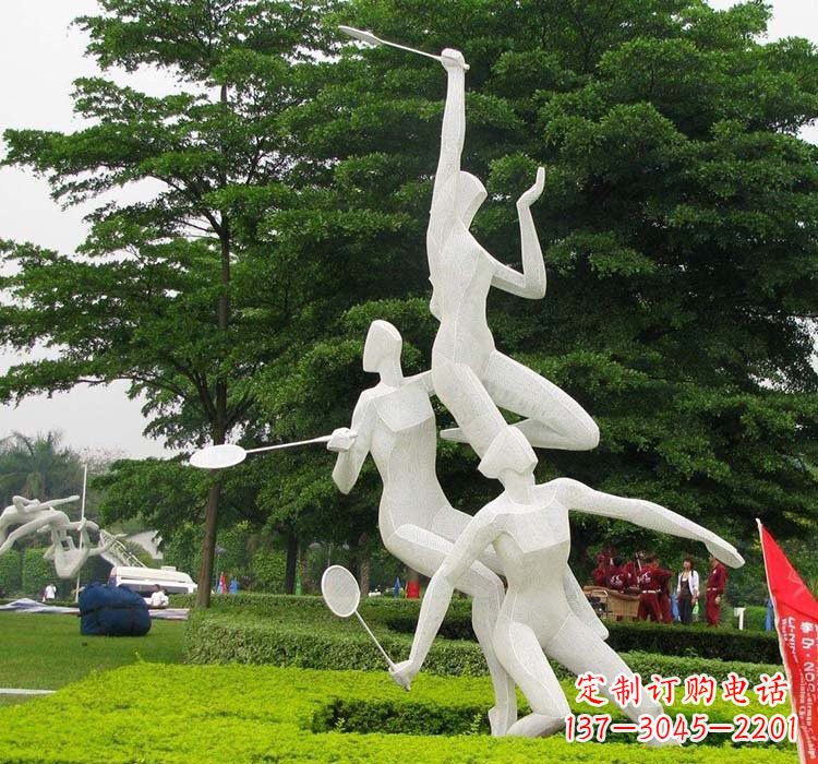 桂林精美绝伦的不锈钢羽毛球雕塑