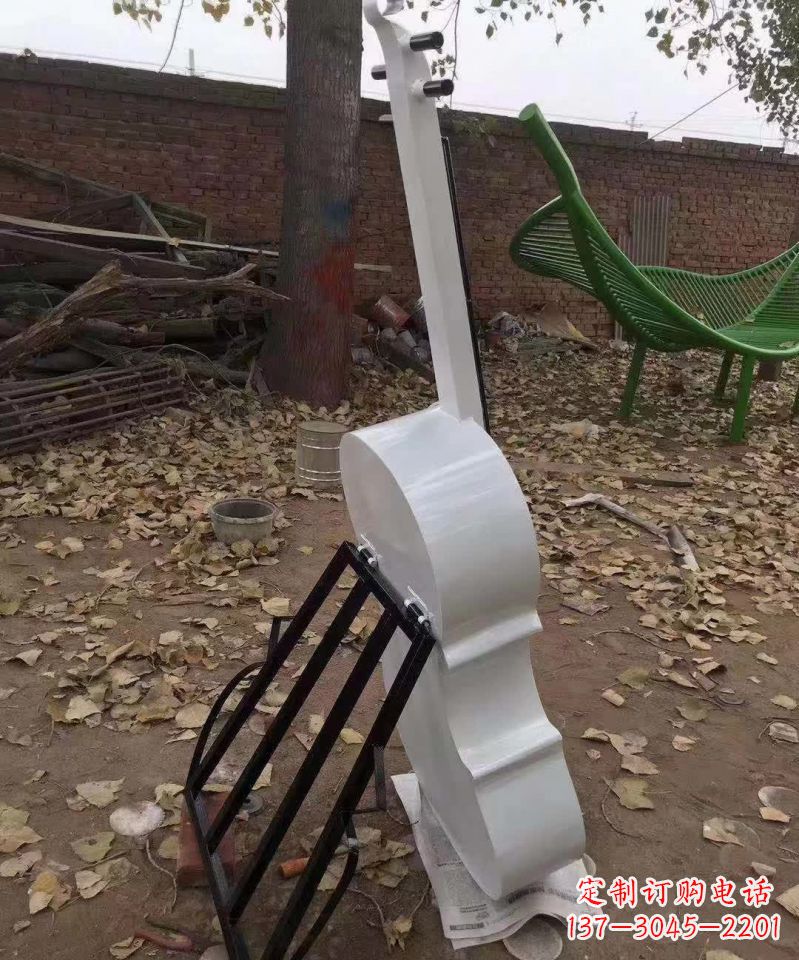 桂林不锈钢抽象大提琴雕塑11