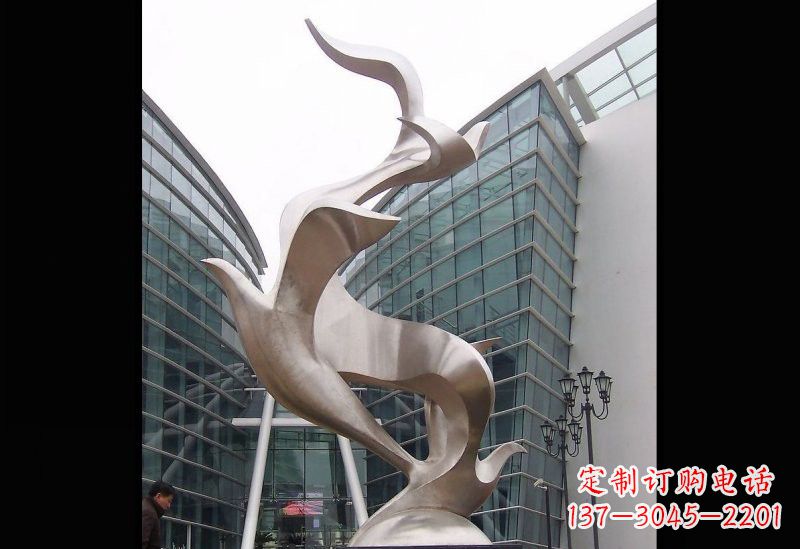 桂林精美的不锈钢大雁雕塑