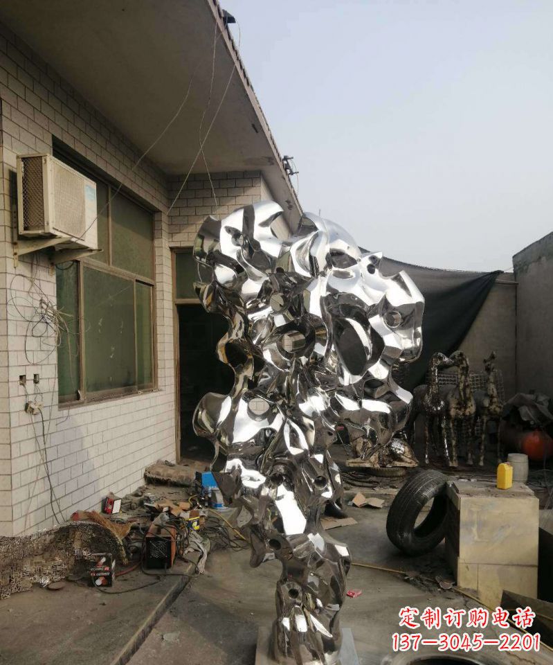 桂林太湖石雕塑不锈钢的艺术精品