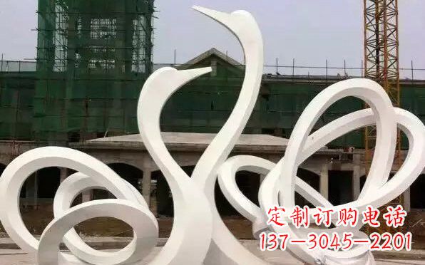 桂林不锈钢天鹅雕塑美丽而优雅