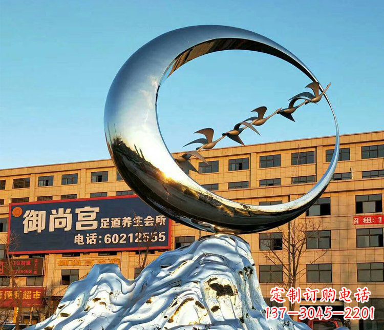 桂林不锈钢大雁雕塑精美的艺术之作