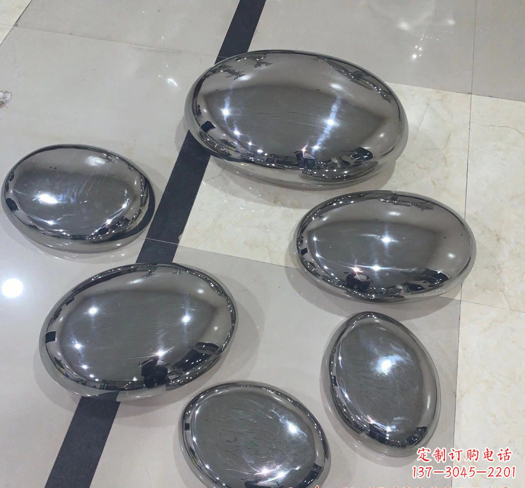 桂林不锈钢鹅卵石雕塑精美的艺术瑰宝