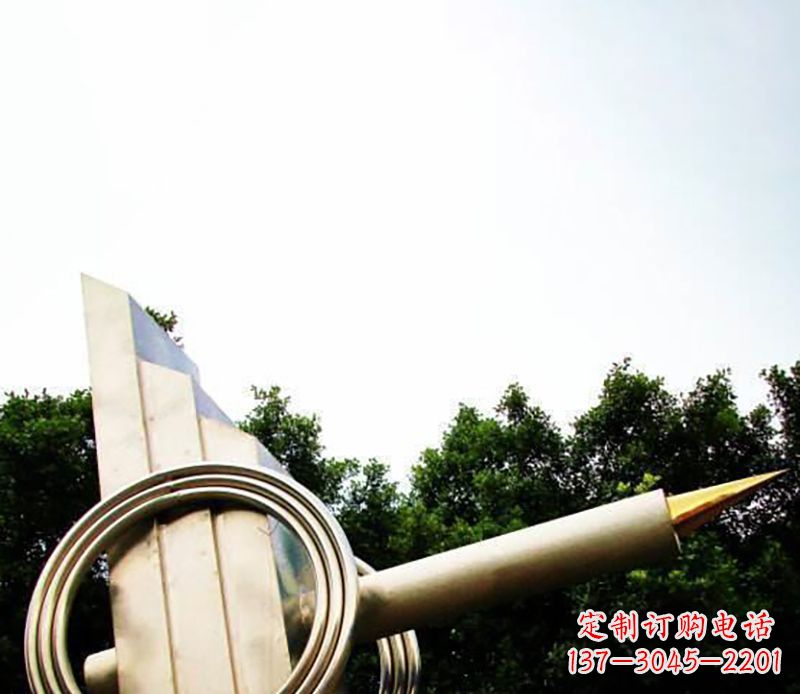 桂林不锈钢钢笔雕塑把简单的钢笔变成艺术品