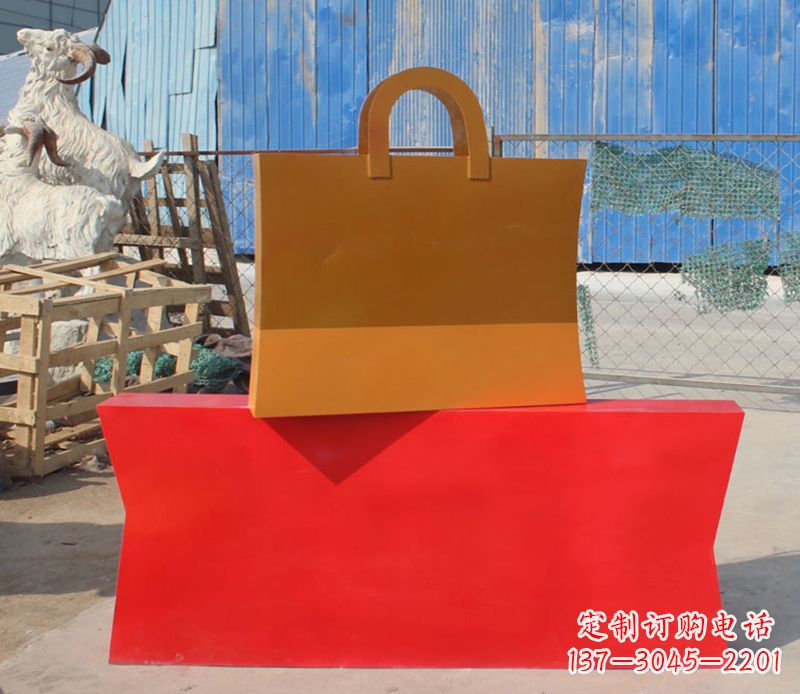 桂林精美不锈钢购物袋雕塑