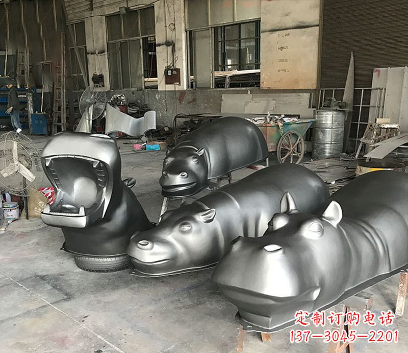 桂林不锈钢河马雕塑——艺术与自然的完美结合