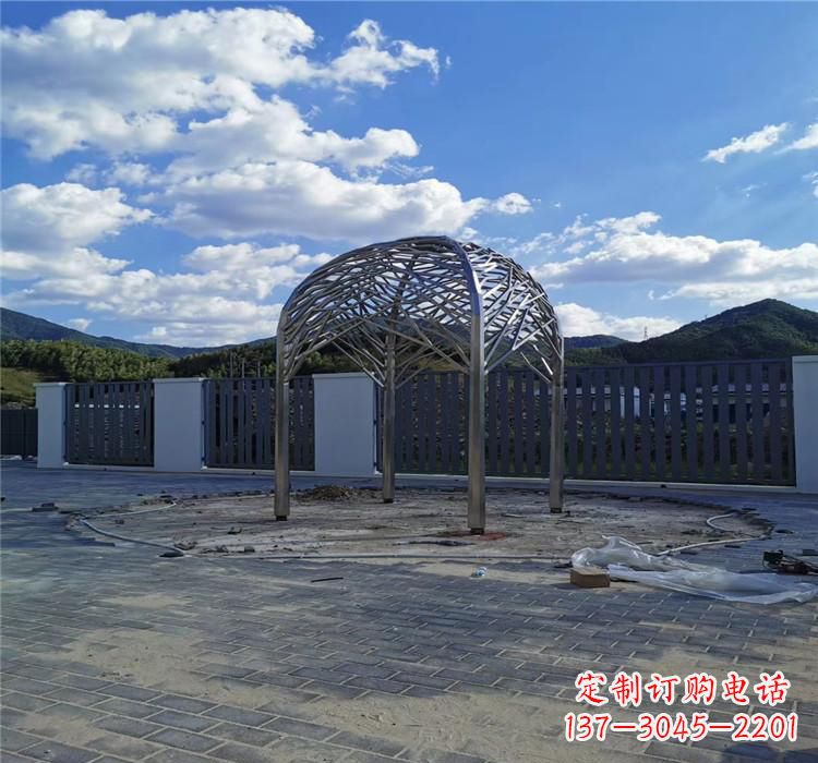 桂林不锈钢凉亭雕塑美丽的艺术之作