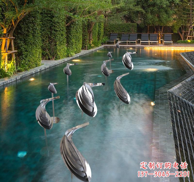 桂林不锈钢动物雕塑——美丽的水景装置