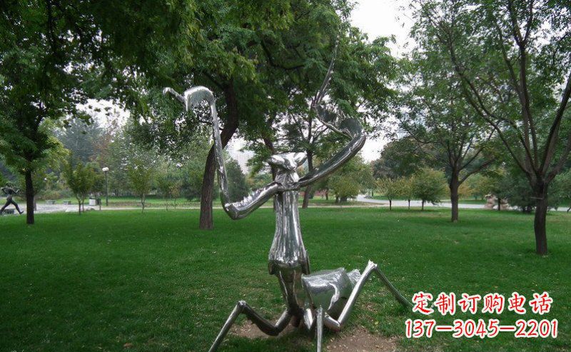 桂林不锈钢螳螂古朴雅致的雕塑