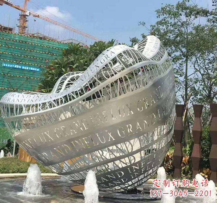 桂林不锈钢元宝雕塑精致华贵的象征