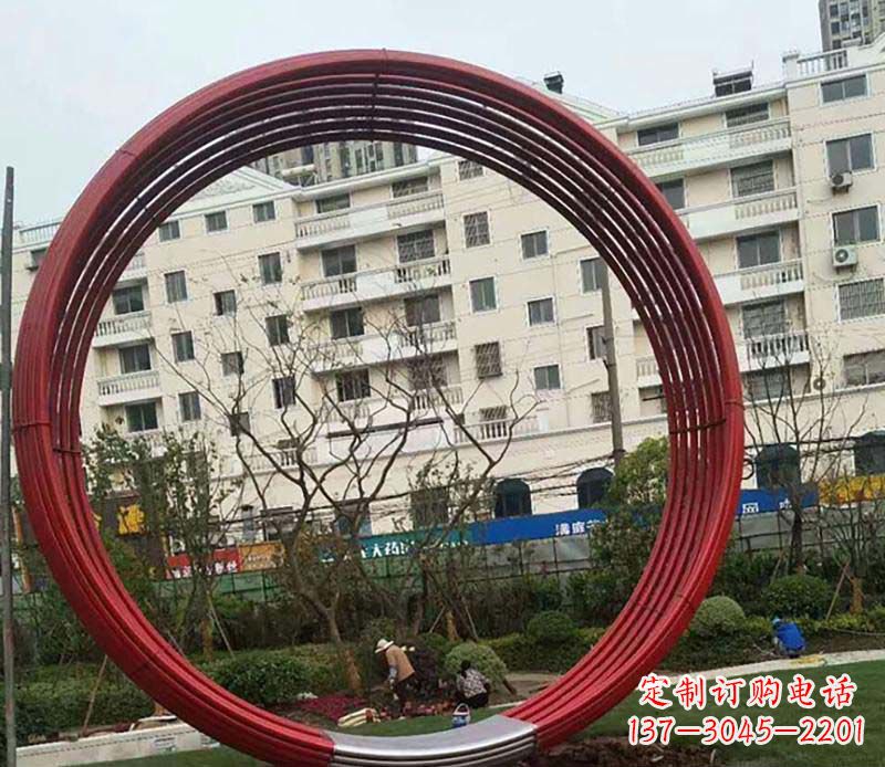 桂林不锈钢圆环雕塑精致而经久耐用