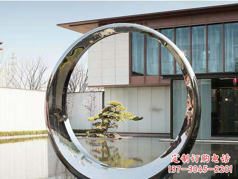 桂林不锈钢月亮雕塑精美绝伦
