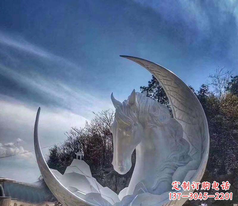 桂林不锈钢月亮雕塑一种独特的艺术品