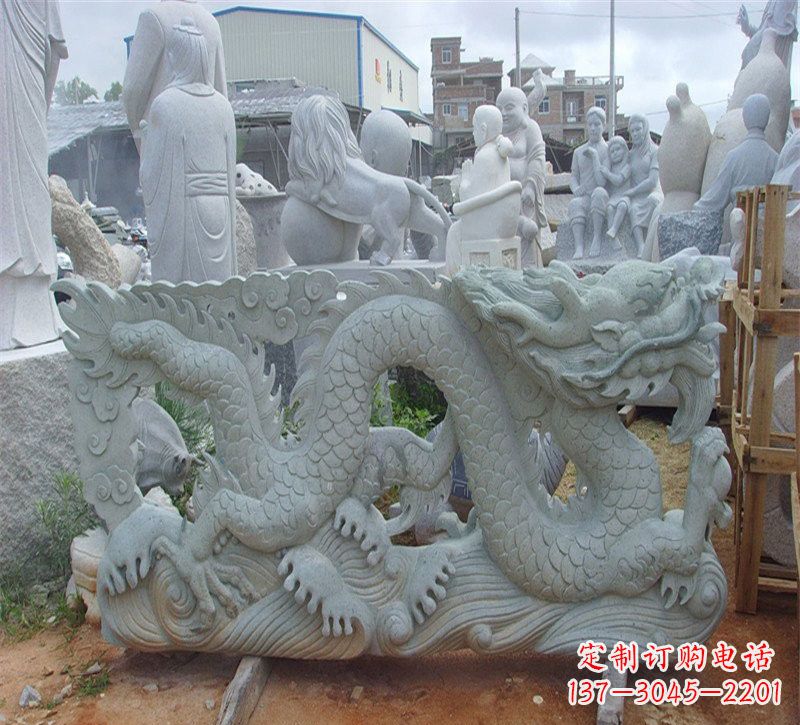 桂林大理石龙石雕传承古老文化,精雕细琢的艺术品