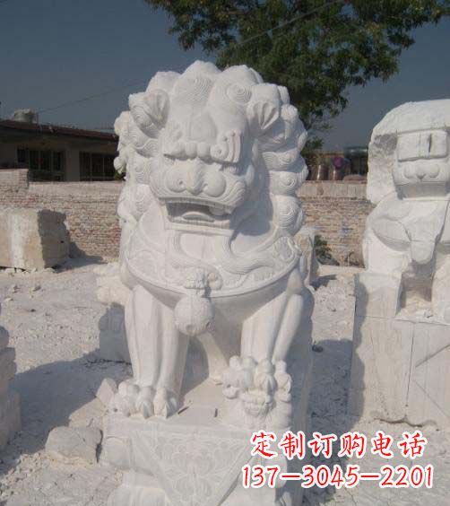 桂林精美大理石狮子雕塑