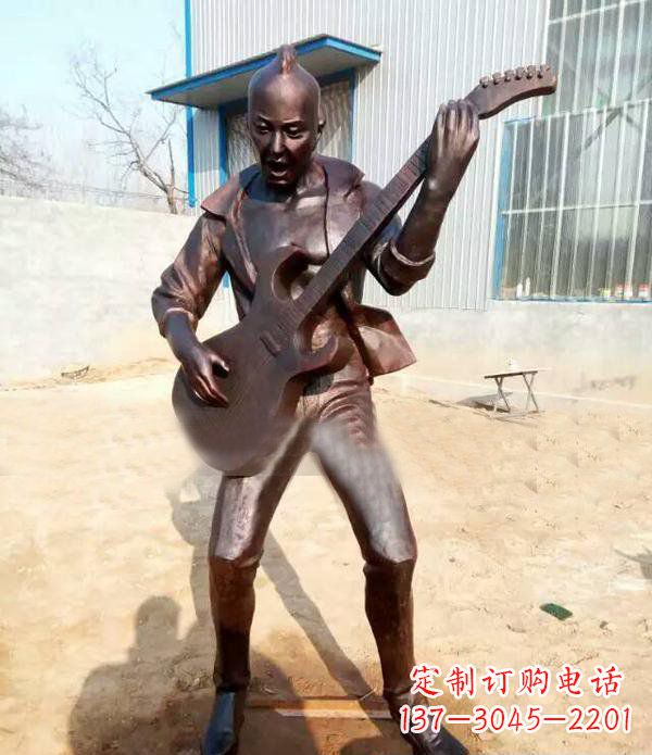 桂林音乐传奇——吉他雕塑