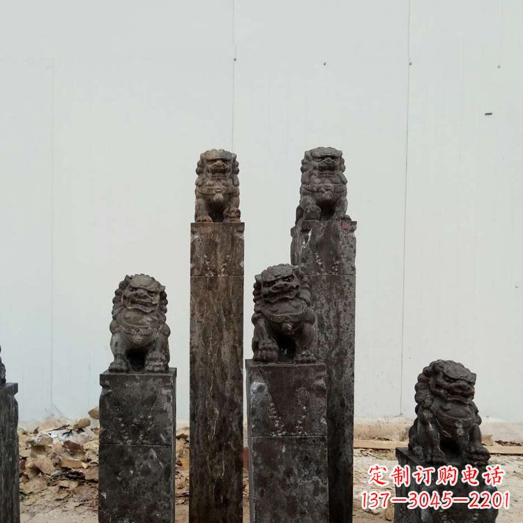 桂林复古风格拴马桩雕塑