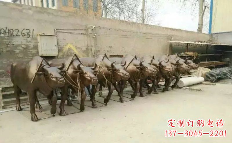 桂林仿铜玻璃钢动物雕塑