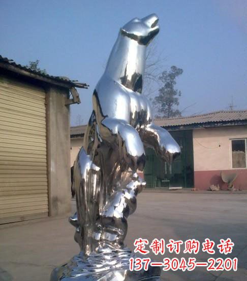 桂林公园不锈钢抽象北极熊动物雕塑