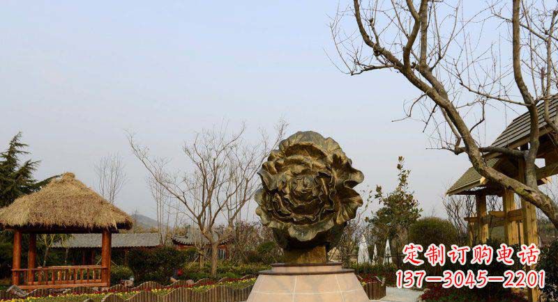桂林公园大白菜景观铜雕