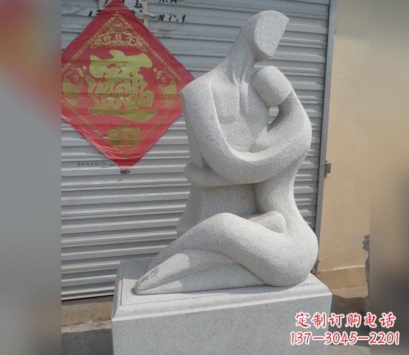 桂林唯美情侣雕塑