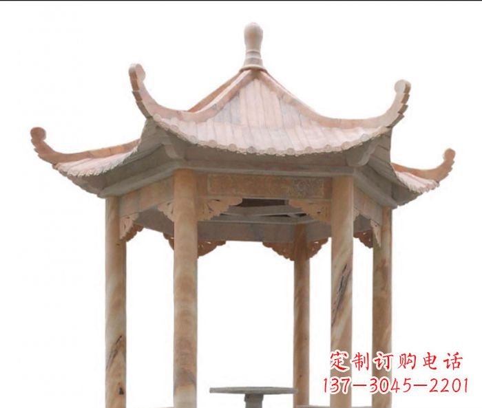 桂林美丽而优雅的公园晚霞红六角石凉亭雕塑