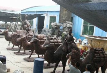 桂林骆驼公园动物铜雕魅力无限