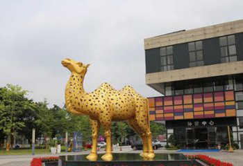 桂林闪亮可爱的不锈钢骆驼雕塑