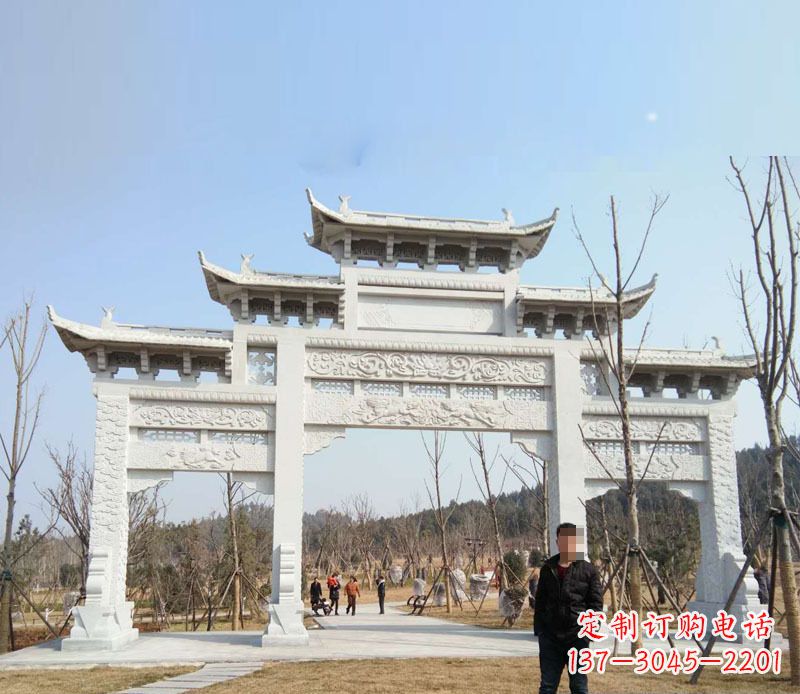 桂林中领雕塑-牌坊石雕精美无比