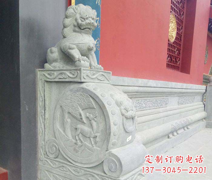 桂林寺庙景观狮子石门墩抱鼓石