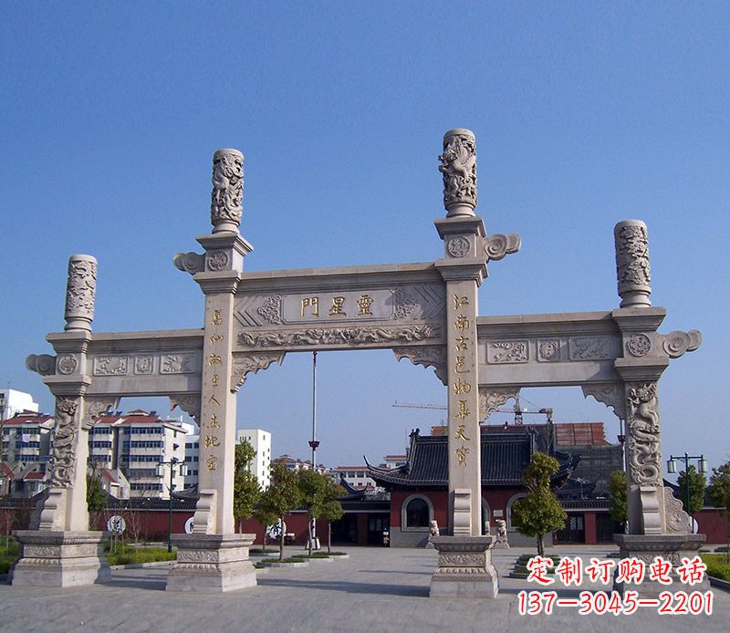 桂林寺庙景观石牌坊