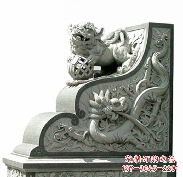 桂林寺庙景观玩绣球狮子石雕门墩