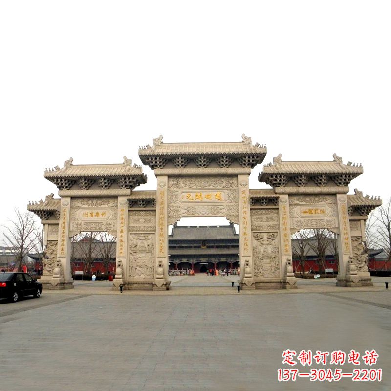 桂林寺院景区石雕牌坊
