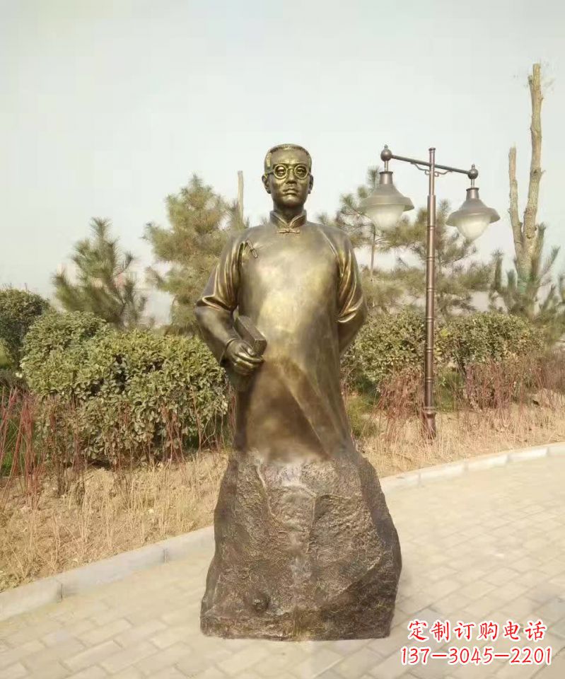 桂林陶行知人物铜雕1