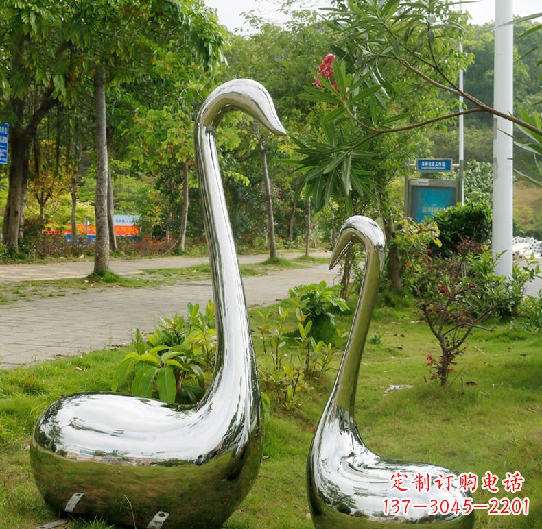 桂林天鹅抽象不锈钢雕塑