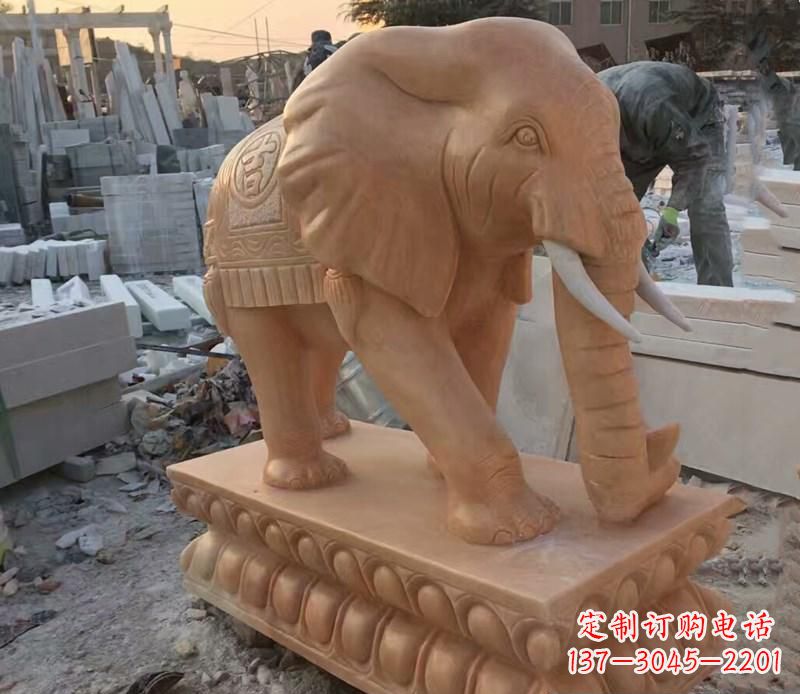 桂林晚霞红元宝招财大象