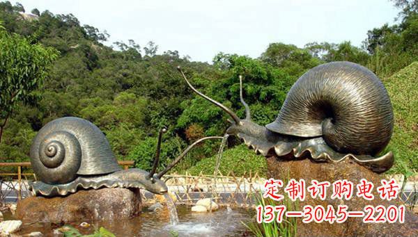 桂林蜗牛公园动物铜雕