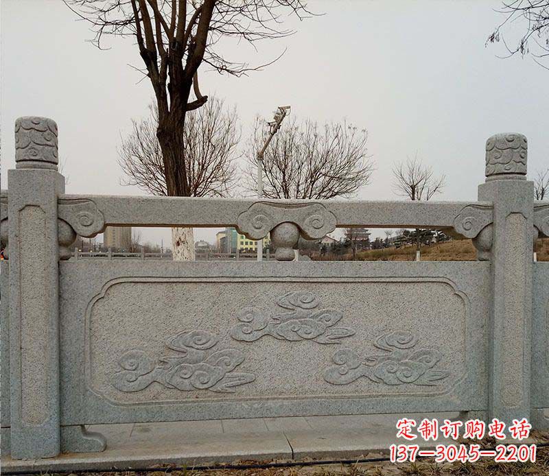 桂林园林护城河石栏板景观石雕