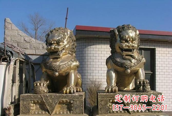 桂林铸铜狮子雕塑