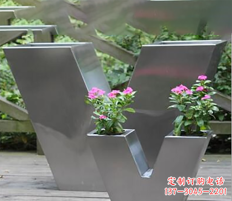 桂林花盆不锈钢雕塑